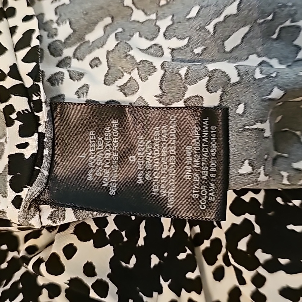 Dress - Picture 11 of 12